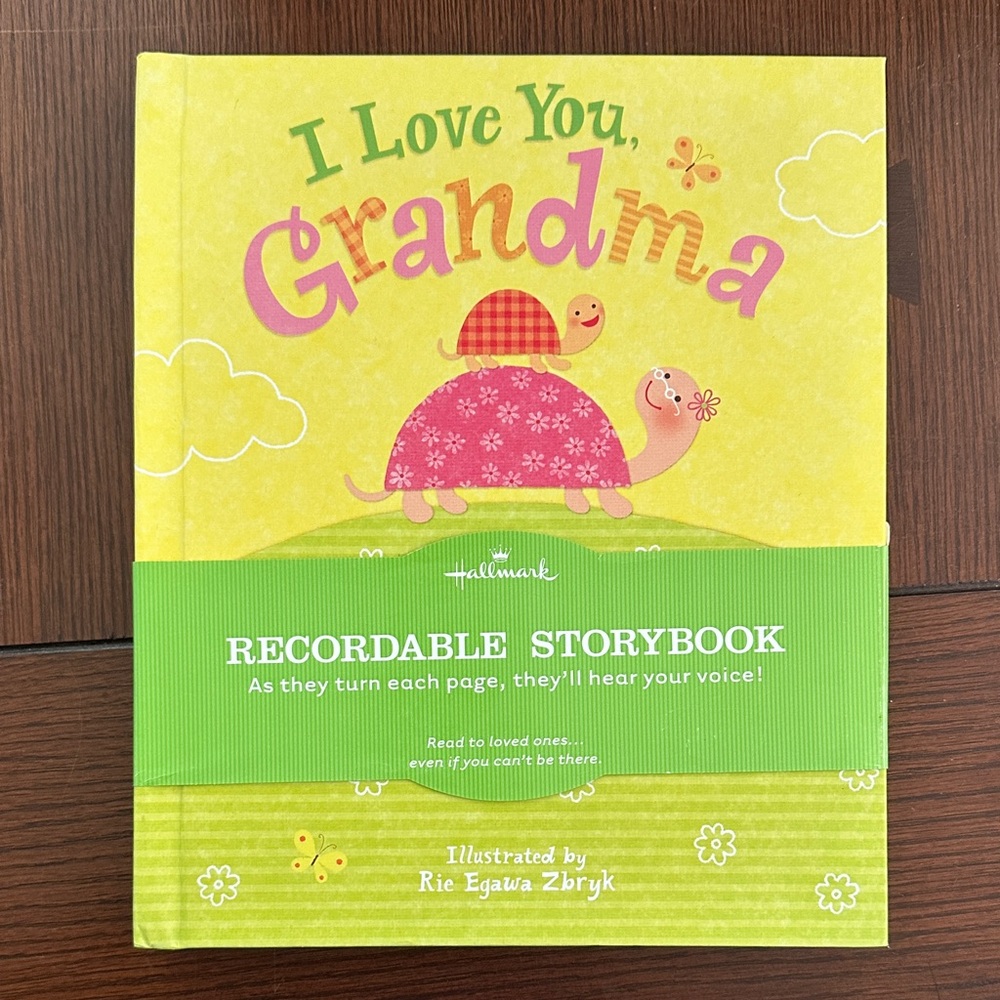 Hallmark Yellow and Green 'I Love You, Grandma' Recordable Storybook